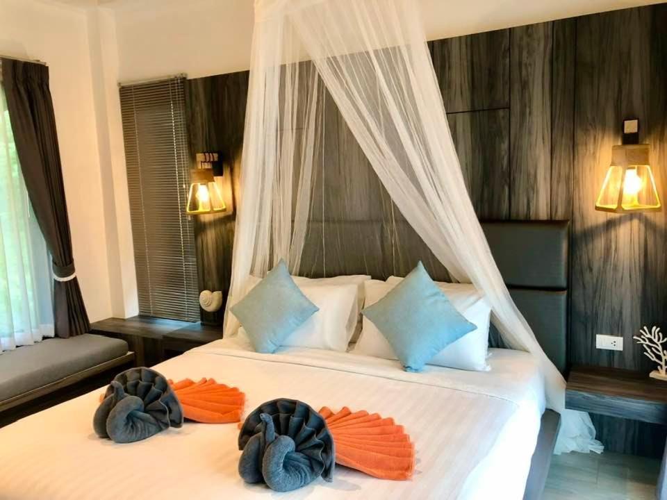 The Mantra Navi Hotel Ko Lanta Exterior foto