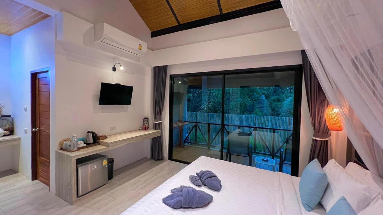 The Mantra Navi Hotel Ko Lanta Exterior foto